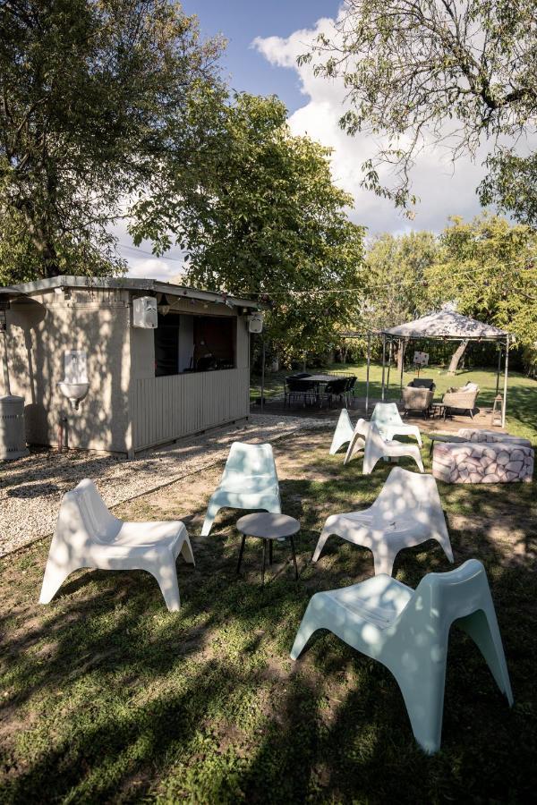 Manor Apartments, Csopak Buitenkant foto
